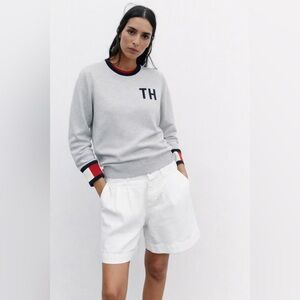 Tommy Hilfiger Light Gray Crew Neck Sweater
